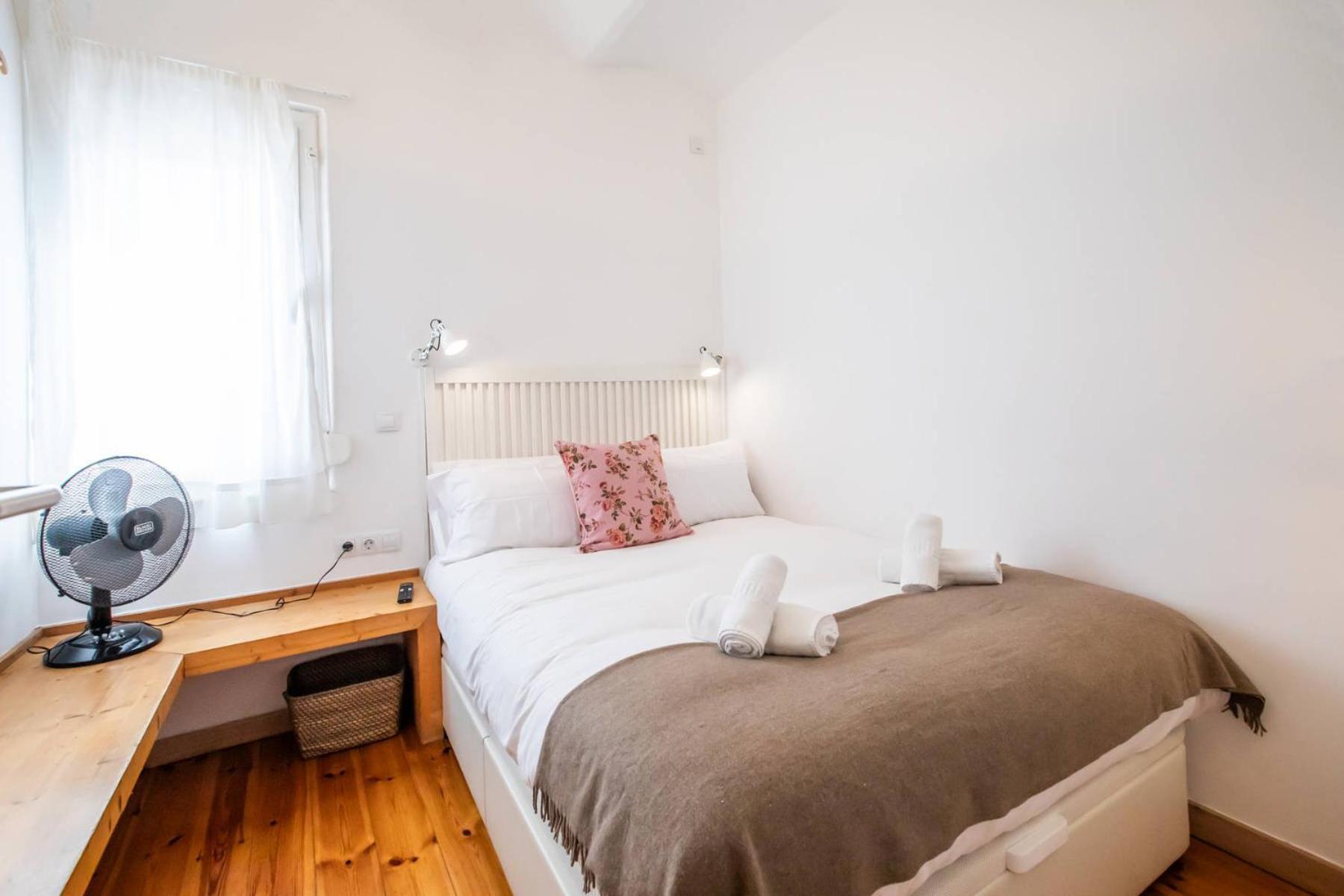 52cir1072 - Cozy In The Heart Of Gracia * Barcelone